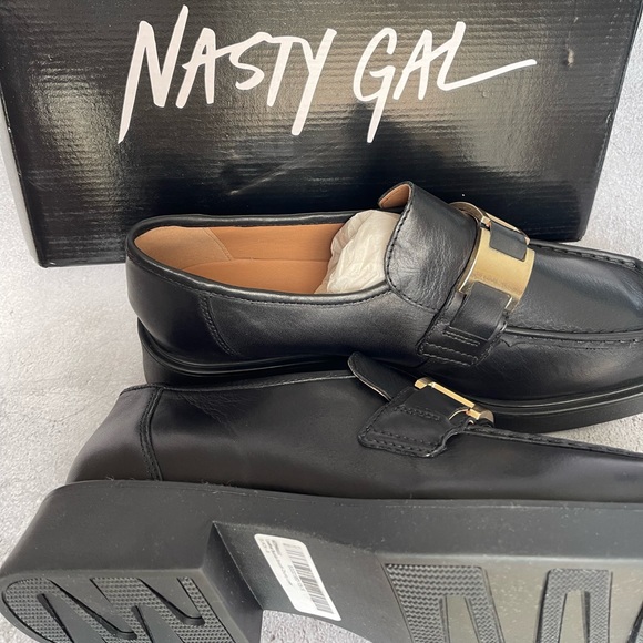 Nasty Gal 100% Leather Gold Buckle Chunky Loafers - Picture 8 of 8